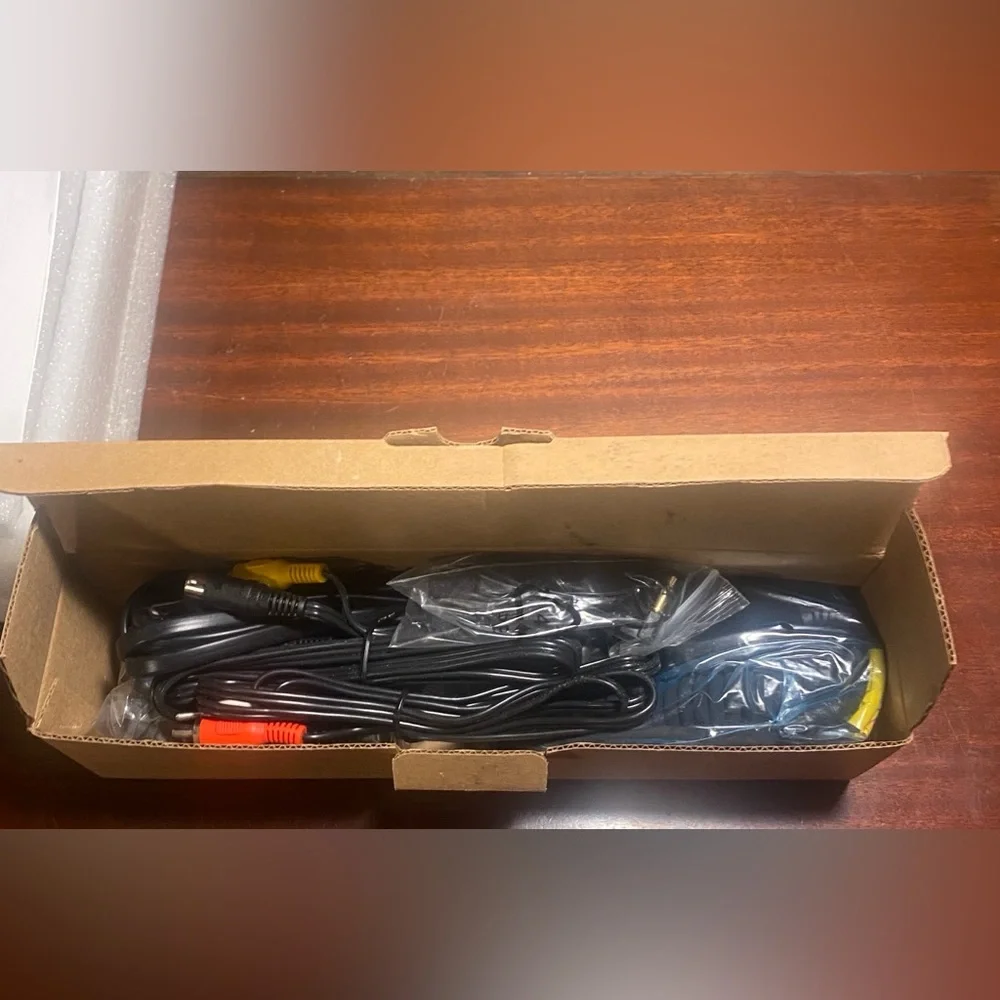 Cyberhome Portable DVD Player CH-LVD1010A All Complete MP3s 10’LCD screen New - Picture 9 of 15